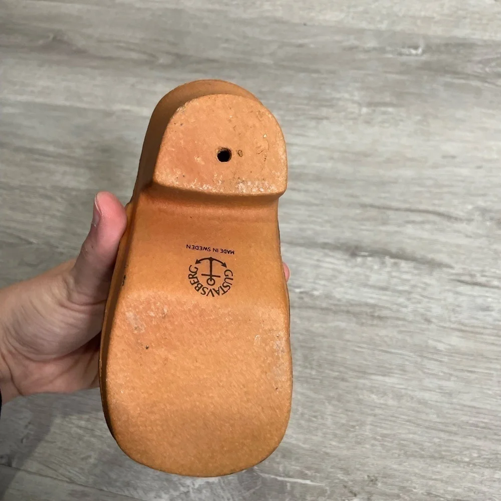Gustavsberg Made in Sweden Heja Sverige Friskt Humor Clog Pottery